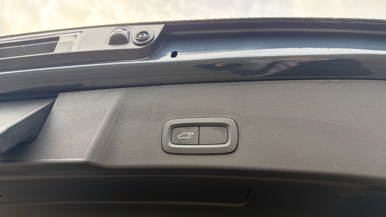 Volvo Xc40 1.5 T3 [163] Inscription 5dr Geartronic Petrol Estate